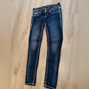 Rock Revival Hana Skinny Jeans. Size 26. Inseam is 29”.
